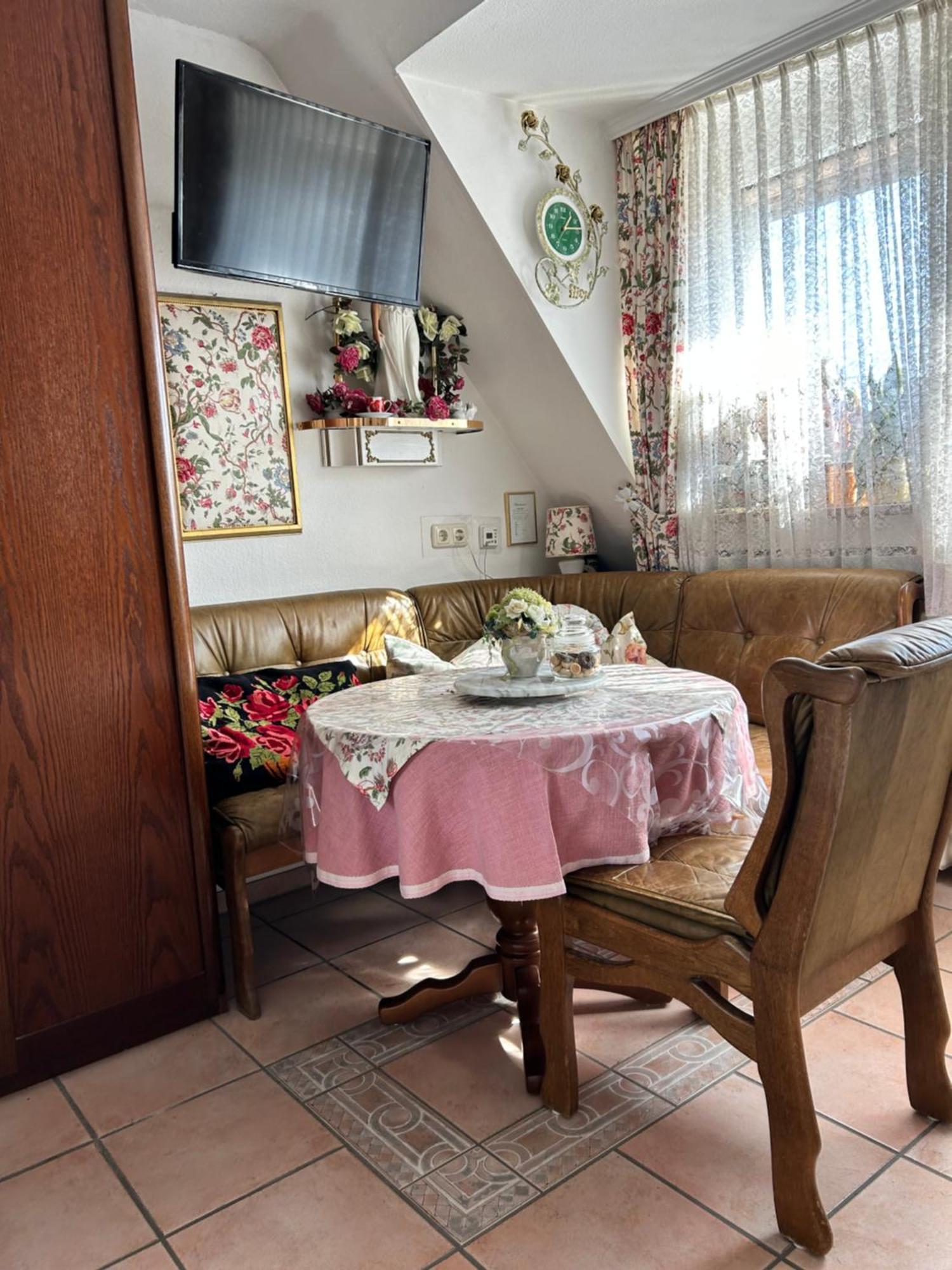 Haus Wessel Hotel Keulen Buitenkant foto
