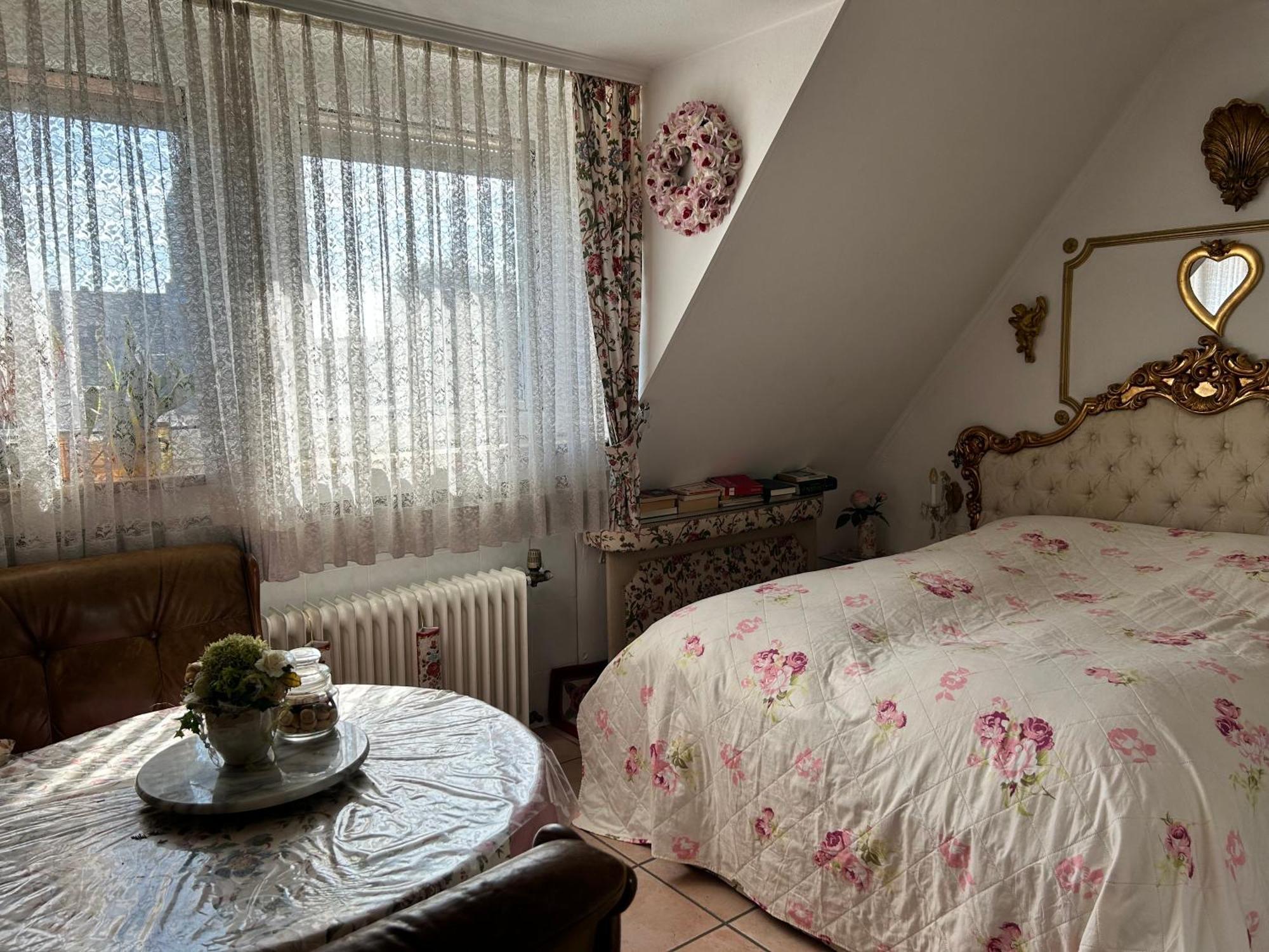Haus Wessel Hotel Keulen Buitenkant foto