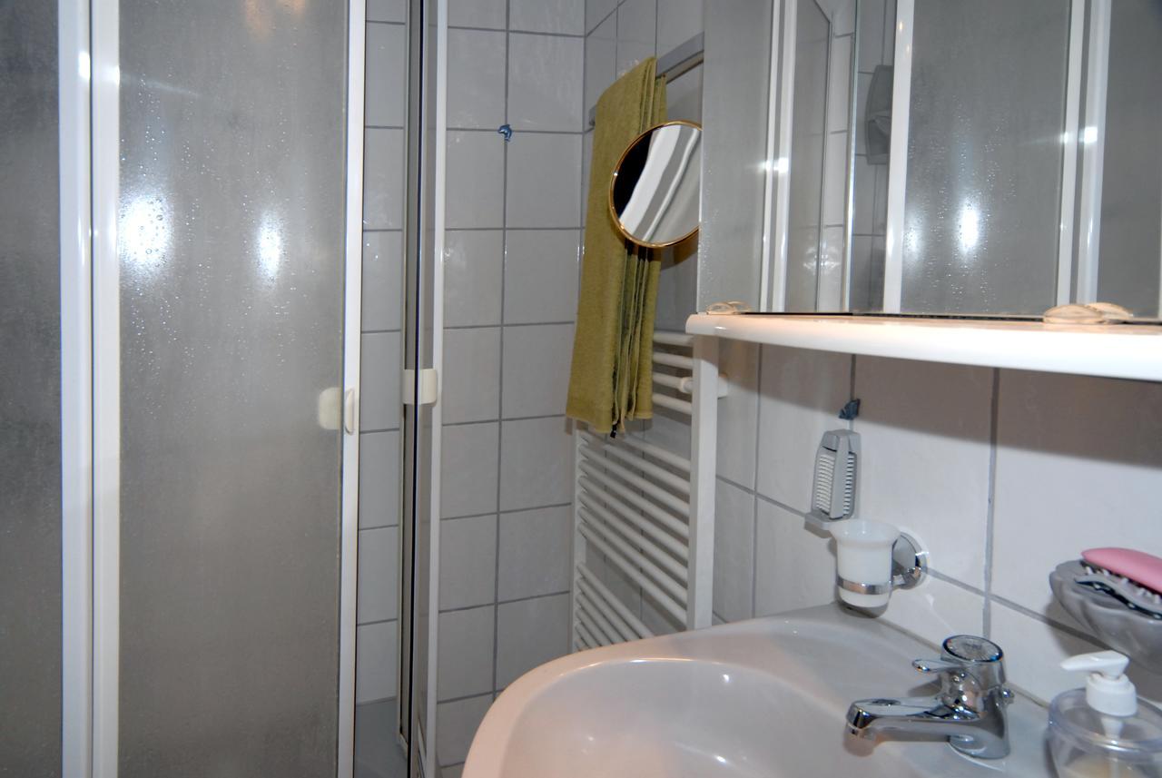 Haus Wessel Hotel Keulen Buitenkant foto