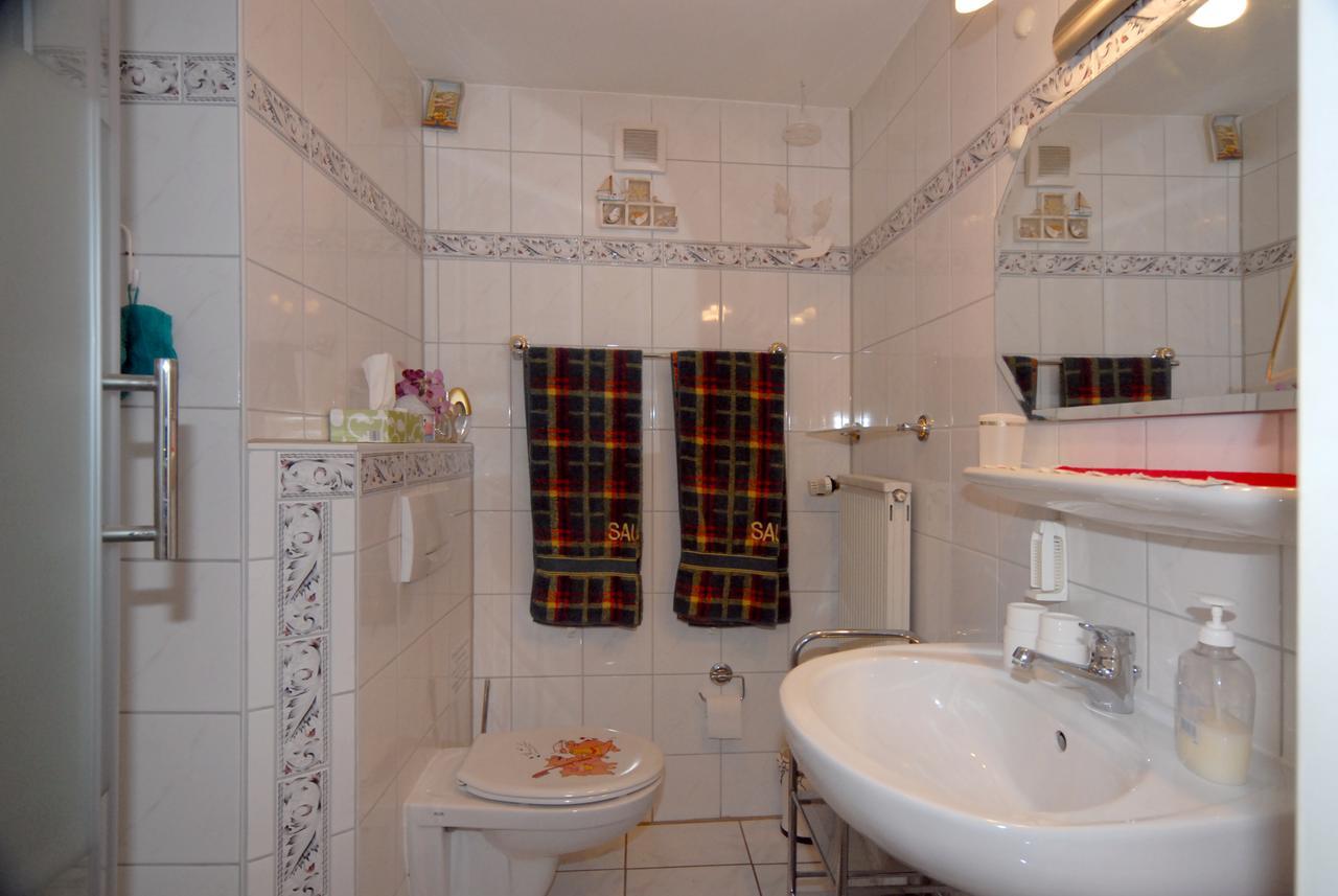 Haus Wessel Hotel Keulen Buitenkant foto